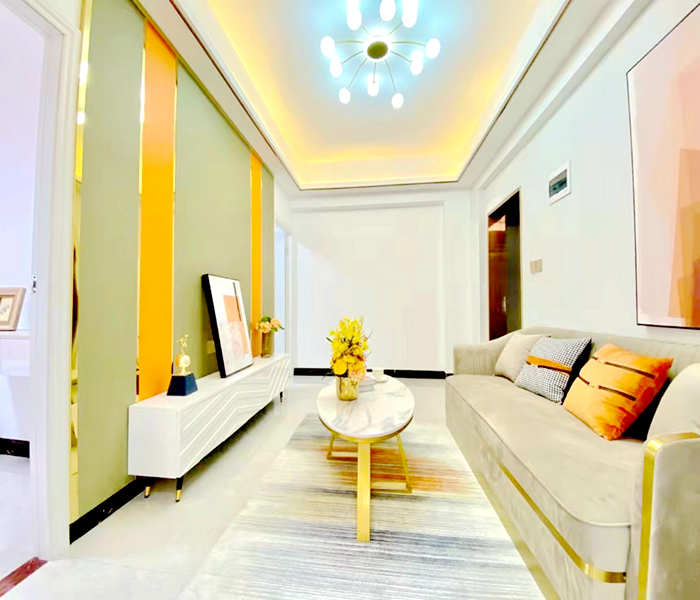 下水徑小產(chǎn)權(quán)樓房:三鐵花園離地鐵離地鐵500米